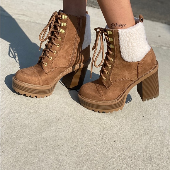 HP 🎉Fleece ankle lug boots - Picture 3 of 8